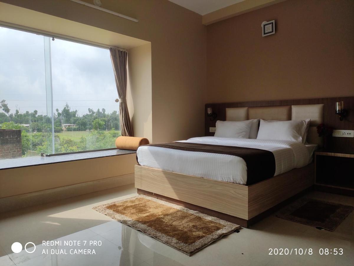 The Pearl Hotel Puri Esterno foto