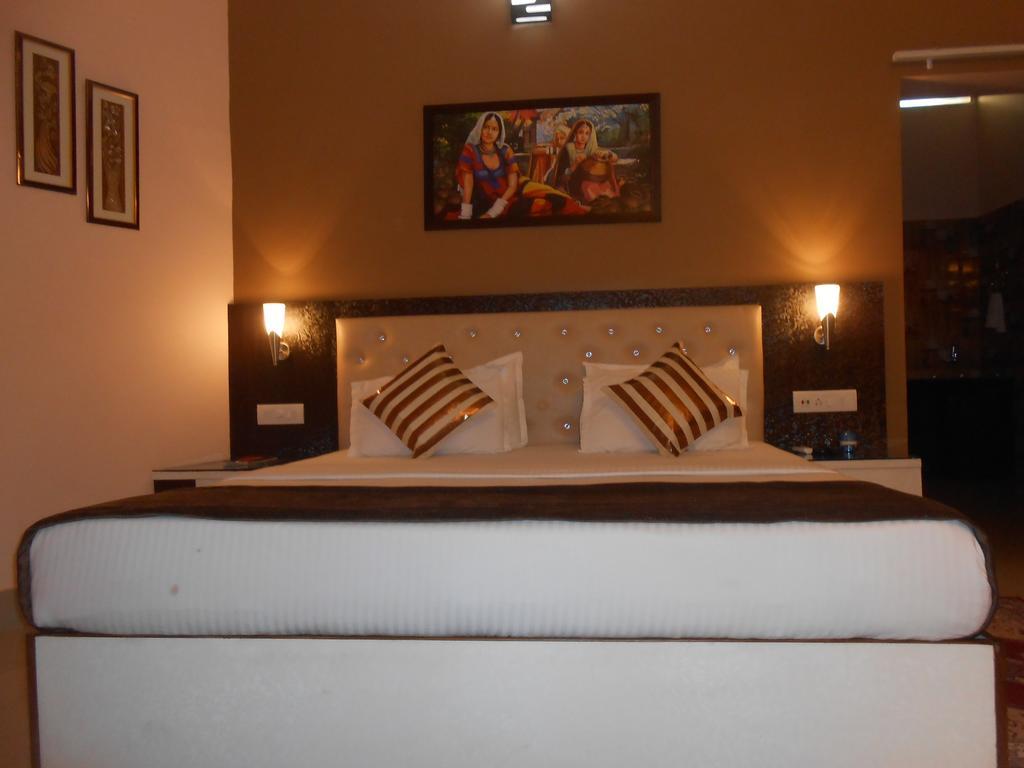 The Pearl Hotel Puri Esterno foto